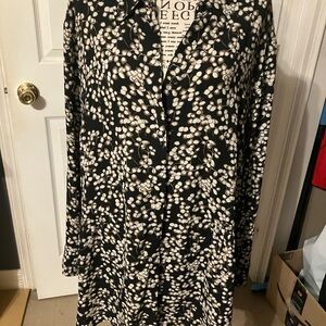 Sejour Black and White Patterned Long Sleeve Top or Dress